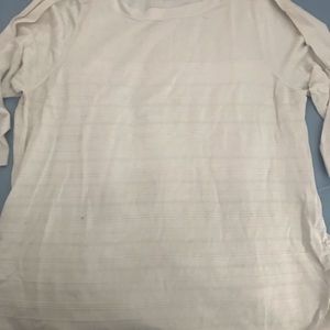 Off white 3/4 sleeve sweater